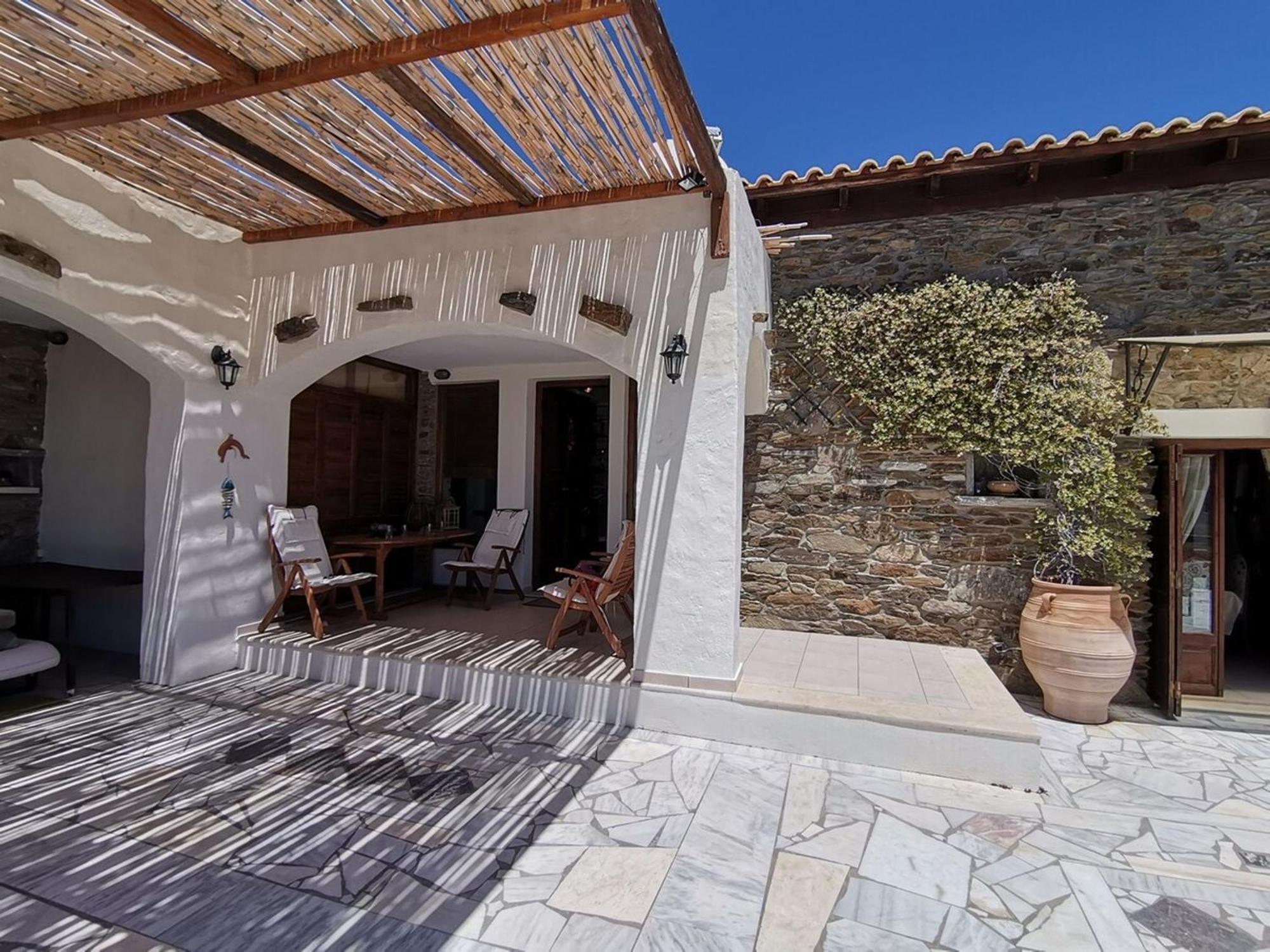 Saronic Citadel Seaside Villa ซาลามีส ภายนอก รูปภาพ