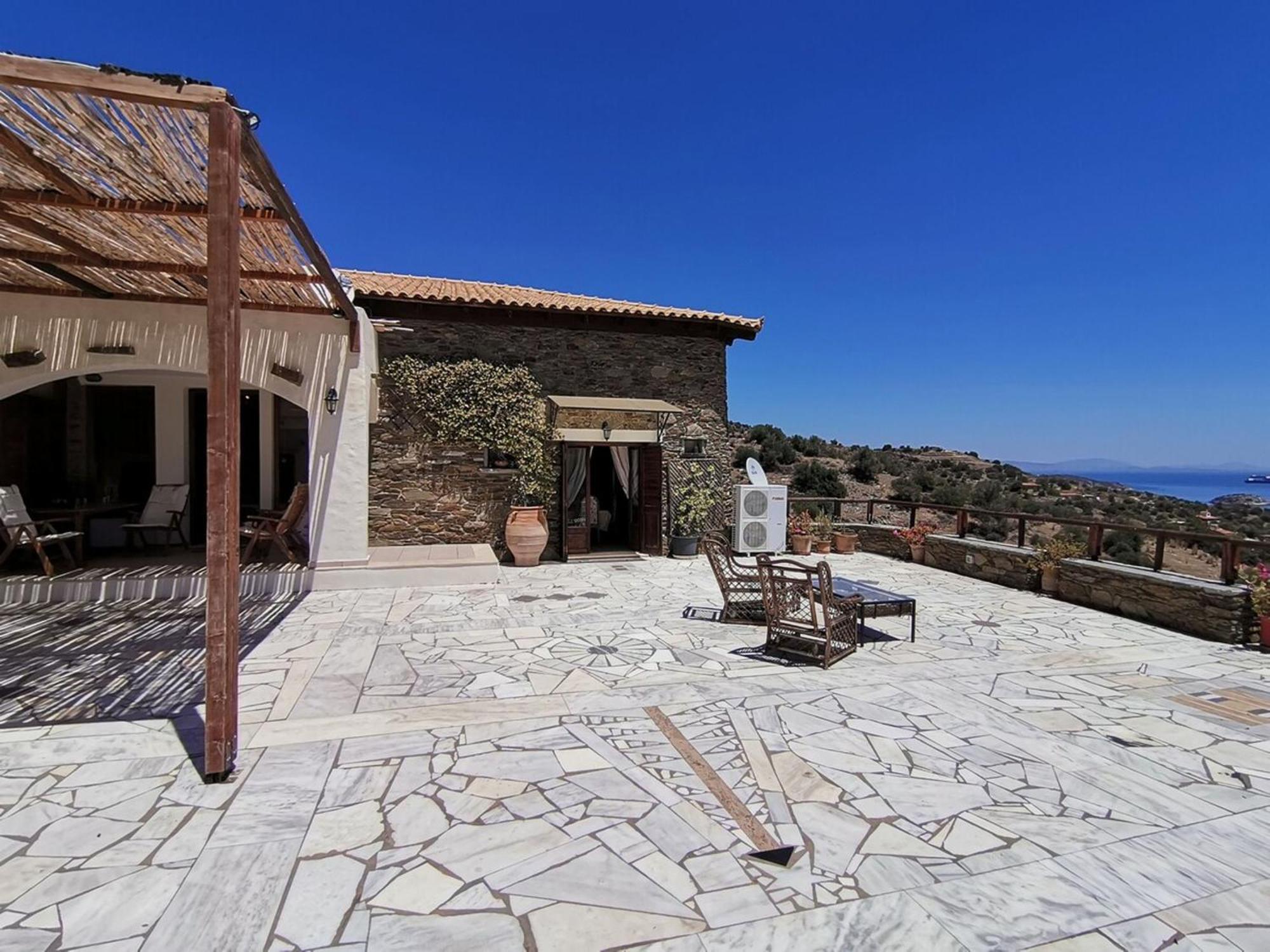 Saronic Citadel Seaside Villa ซาลามีส ภายนอก รูปภาพ